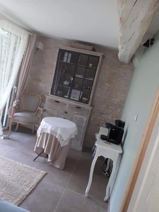 Chez Gladys Et Ses Enfants Hotel Lain Kültér fotó